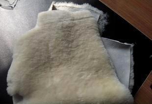 【羊剪絨鞋里皮批發(fā)】?jī)r(jià)格,廠(chǎng)家,批發(fā),羊皮革,山東華明皮革制品業(yè)務(wù)部一部-中國(guó)網(wǎng)庫(kù)