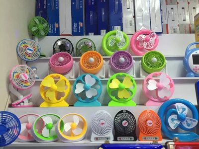 迷你小風(fēng)扇批發(fā) 環(huán)保USB風(fēng)扇批發(fā) 深圳USB風(fēng)扇廠家-深圳市宇創(chuàng)德電子科技提供迷你小風(fēng)扇批發(fā) 環(huán)保USB風(fēng)扇批發(fā) 深圳USB風(fēng)扇廠家的相關(guān)介紹、產(chǎn)品、服務(wù)、圖片、價格手機內(nèi)存卡 手機移動電源 藍牙音箱 讀卡器 數(shù)據(jù)線、手機移動電源 手機內(nèi)存卡 禮品U盤 藍牙音箱 手機數(shù)據(jù)線 讀卡器、